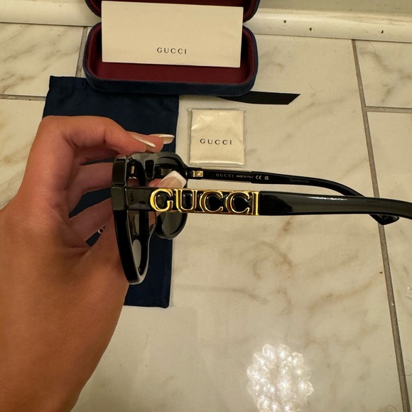 New Gucci polarized sunglasses - Picture 8 of 11